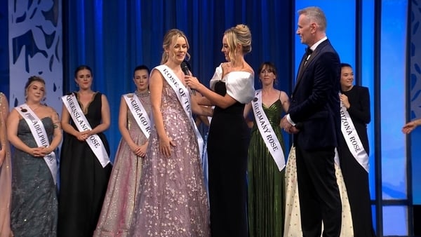 Róisín Wiley is crowned the 2023 International Rose of Tralee