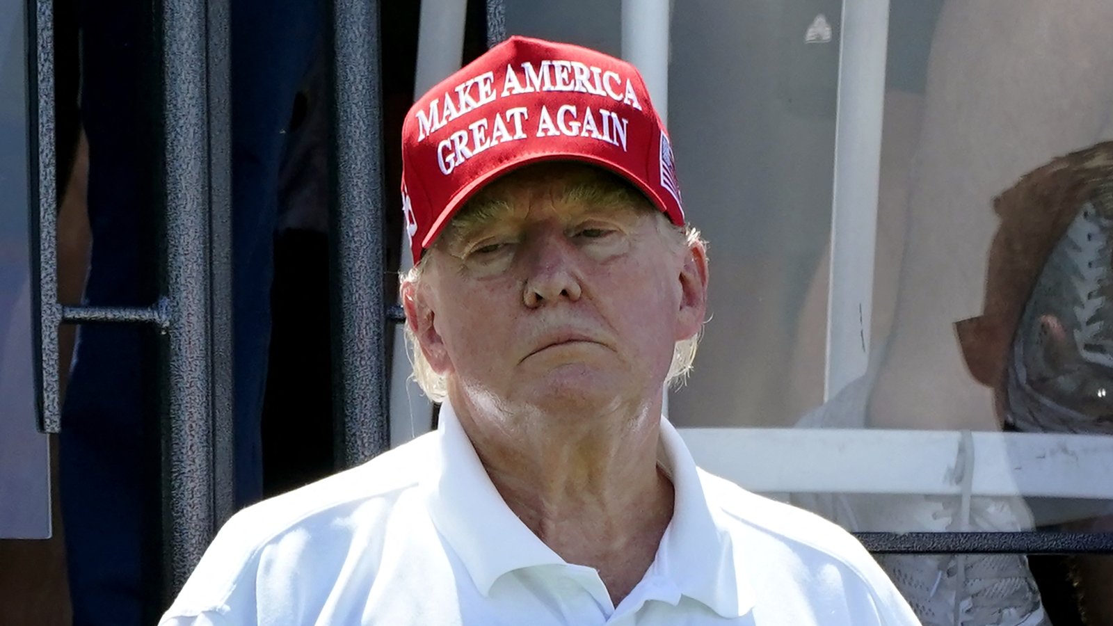 Federal judge to set date for historic Trump trial