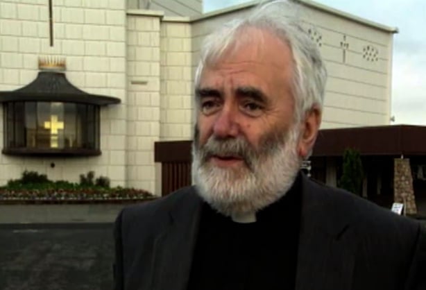 Micheál Mac Gréil SJ (1998)