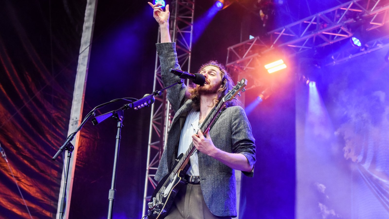 New Hozier album tops both Irish and UK charts