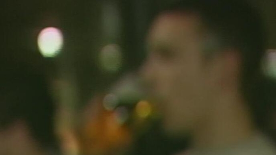 Restrictions on people under 18 accessing pubs, 2003