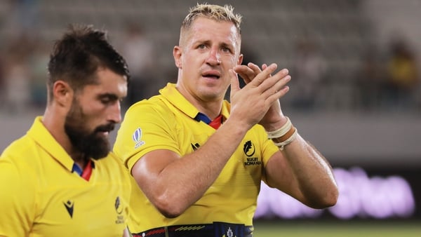 Mihai Macovei (r) is out for three weeks, says the Romania rugby union