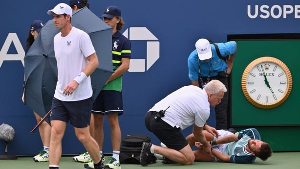 Andy Murray crashes out of Vienna Open in straight sets defeat to Carlos  Alcaraz