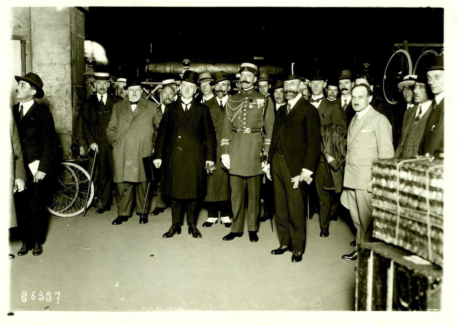 Image - President WT Cosgrave, Attorney-General Hugh Kennedy and the rest of the Irish delegation arriving in Geneva, September 1923 (Credit: KEN11. National Library of Ireland)