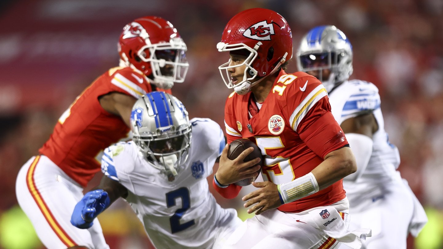 Detroit Lions 21-20 Kansas City Chiefs: Super Bowl champions beaten in  season opener after David Montgomery's winning touchdown - More Radio