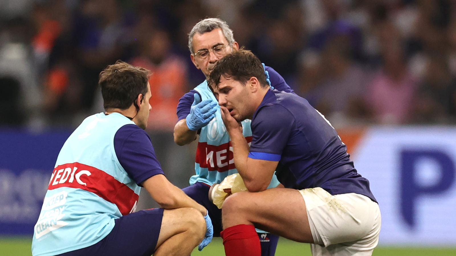 France 'extremely concerned' over Dupont facial injury