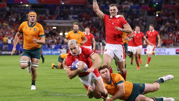 Gareth Davies scored Wales' first try in only the third minute