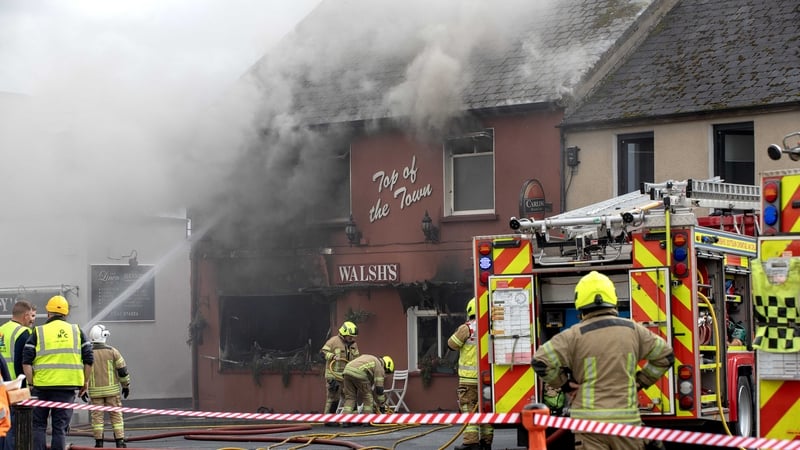 PJ Ó Cúláin, Garda, Edward Ó Sé, Ceannasaí Stáisiún Dóiteán na Ceathrún Rua, & Máirtín Ó Cúláin, oibrí deonach le Bád Tárrthála na Gaillimhe