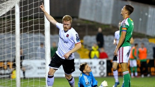 Horgan stars as Dundalk hit Cork for five