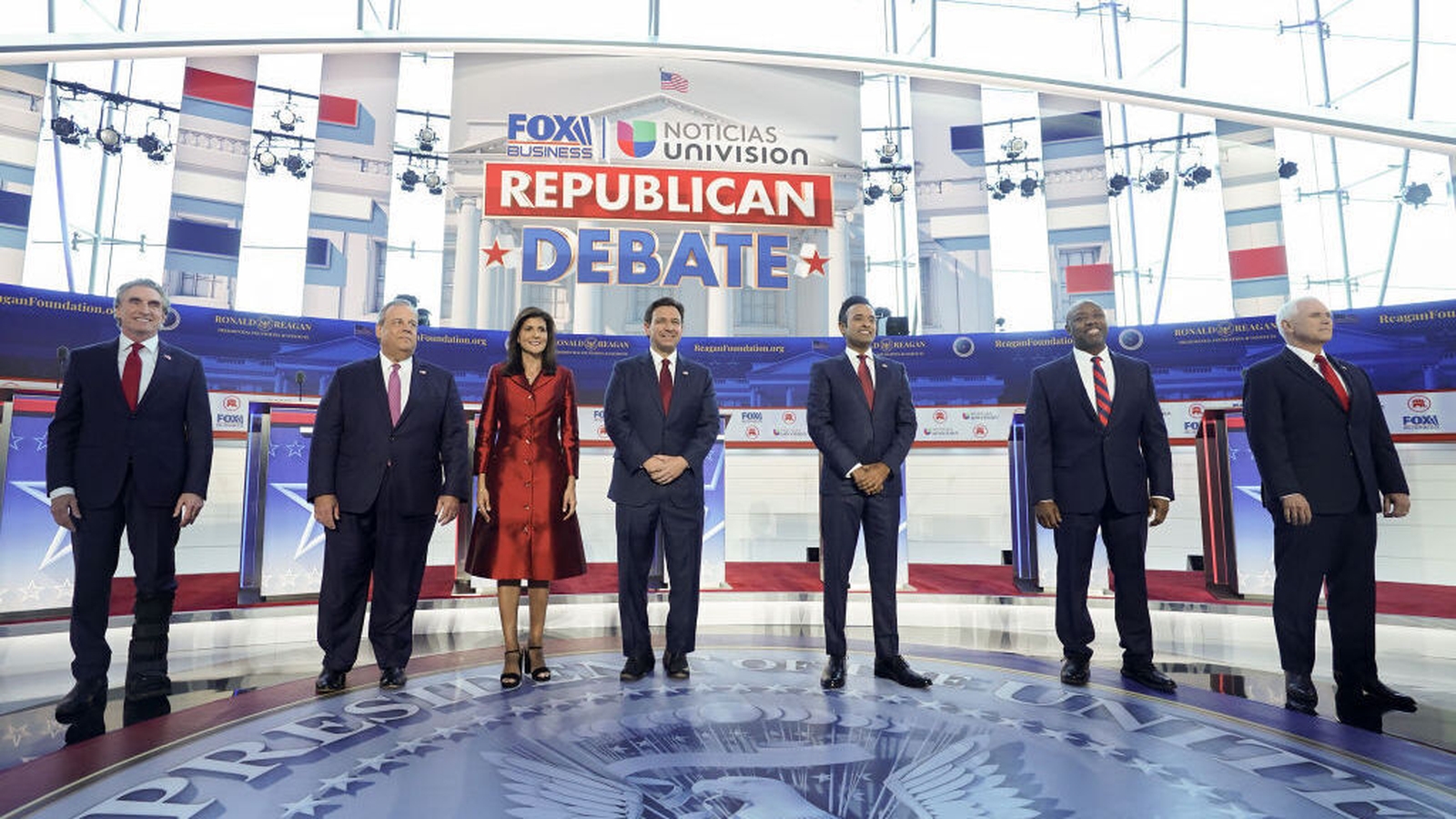 Republican attacks on Trump increase in second debate