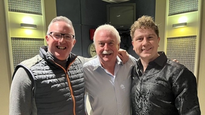 Tenor Gavan Ring and violinist Patrick Rafter call in to Marty