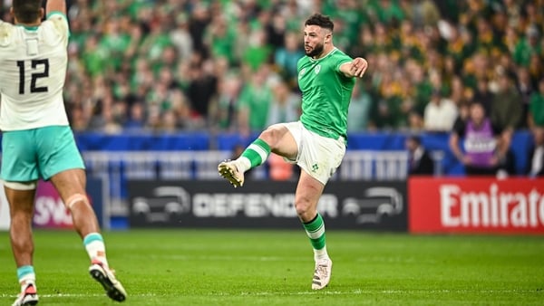 Robbie Henshaw has been ruled out of Ireland's pool match with Scotland