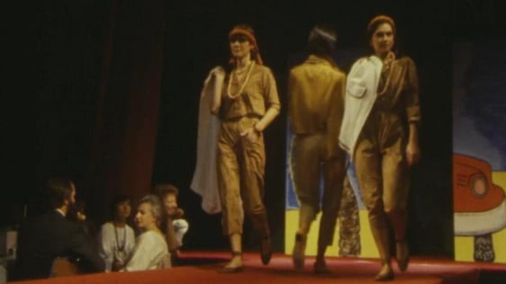 Models on catwalk (1983)