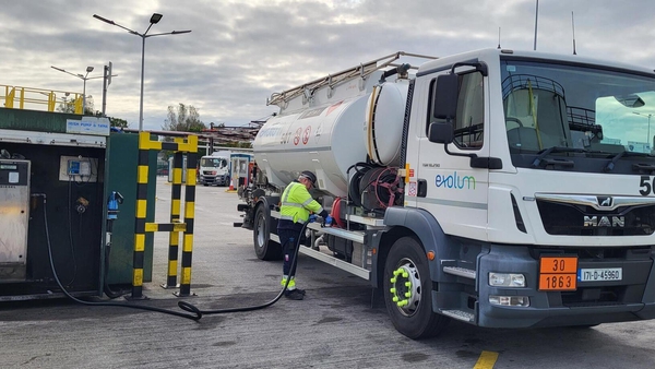 Under the terms of the deal with Exolum, all the vehicles that supply fuel to aircraft at Dublin Airport will be powered by more environmentally friendly HVO