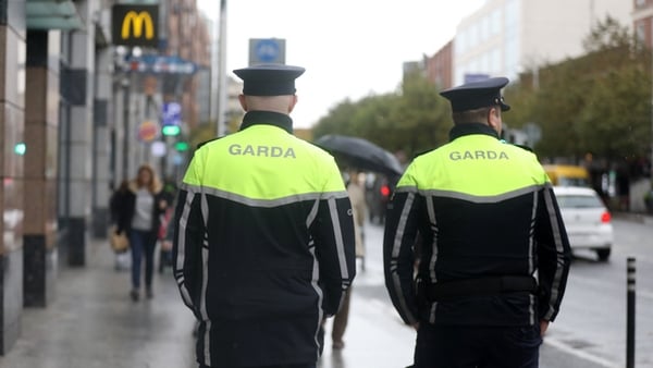 The provision would also provide gardaí with an express power to remove or seize the face-covering, without a warrant, if any person refuses to abide by an instruction