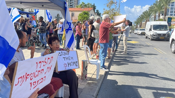 Families demand the Israeli government prioritised the release of hostages