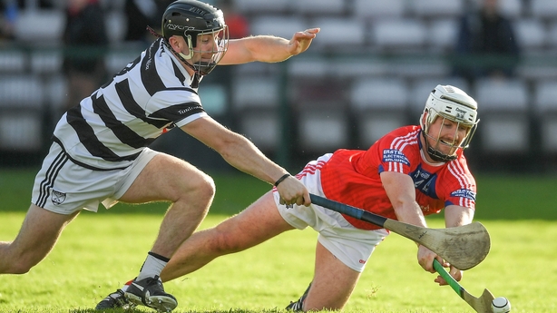 Cool St Thomas' hold firm to win six-in-a-row in Galway