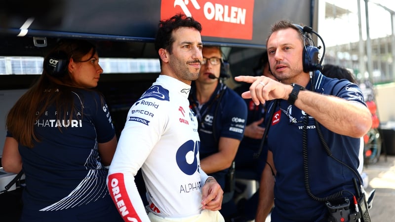 'I saw a tyre coming at me like a frisbee' – Ricciardo