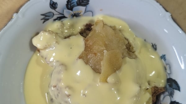 Home Cook Kitchen: Eve's pudding recipe