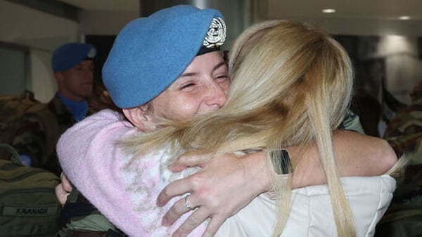 Pte Chole Farrell arrives home from the Lebanon to her mother Pauline Byrne (Rolling News.ie)