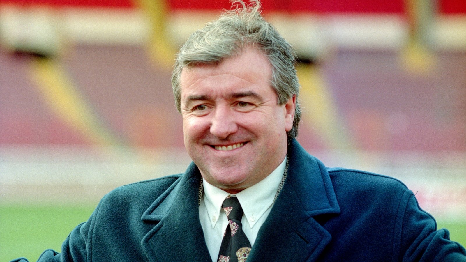 Tottenham and Aston Villa pay tribute to Terry Venables ahead of kick-off, Football