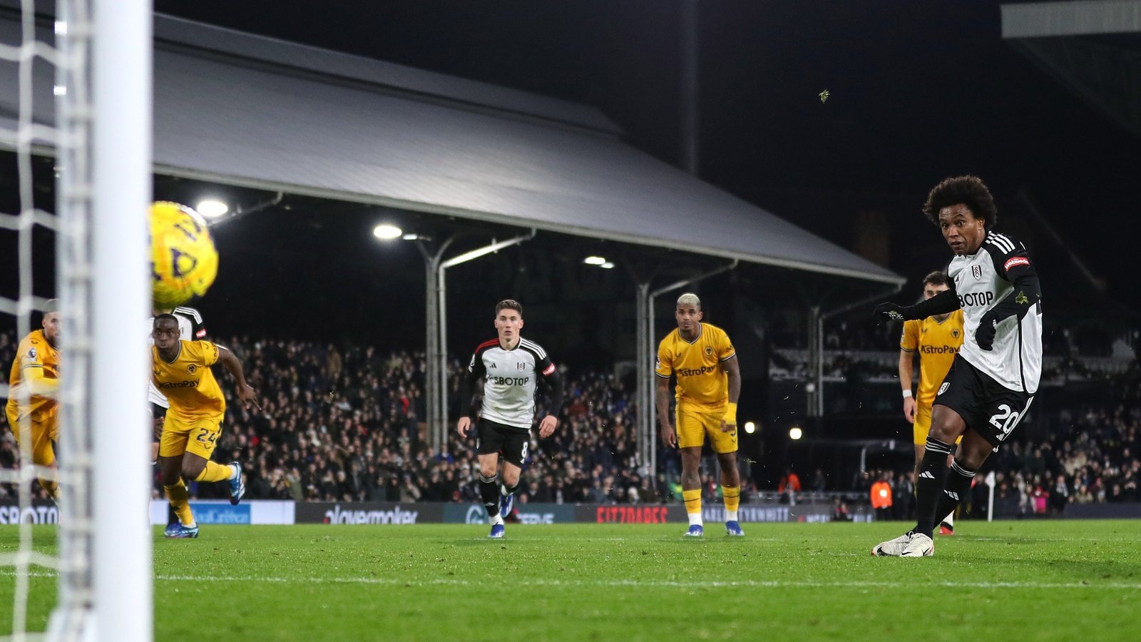 Wolverhampton Wanderers' Nelson Semedo foul on Fulham's Tom Cairney News  Photo - Getty Images