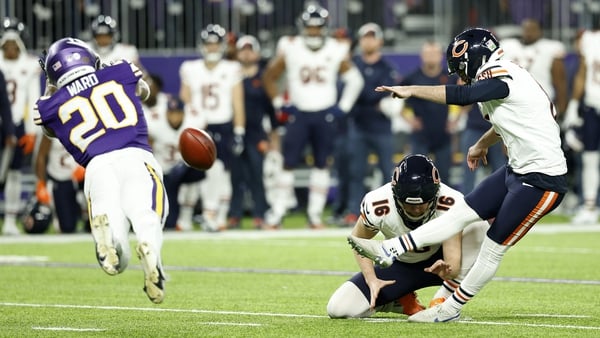 Cairo Santos kicks his fourth field goal of the game to earn the Bears a 12-10 win