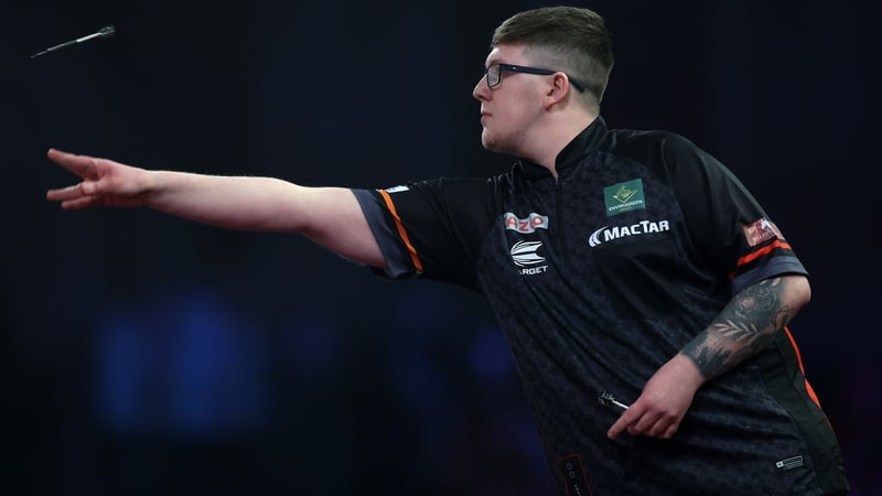 Barry first of eight Irish in action at PDC Worlds