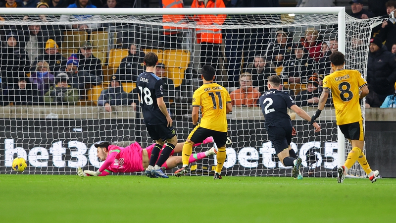 Hwang Hee-Chan scores the only goal of the game in Wolves' 1-0 victory