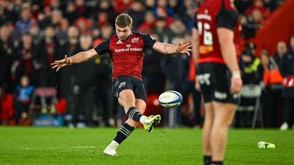 Munster 17-17 Bayonne: Visitors score late try to earn draw