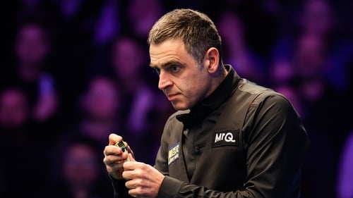 O'Sullivan unhappy with bins at the Alexandra Palace