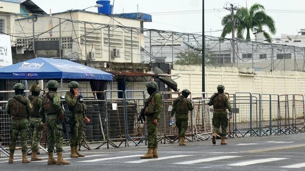 Five inmates escape in new Ecuador prison break