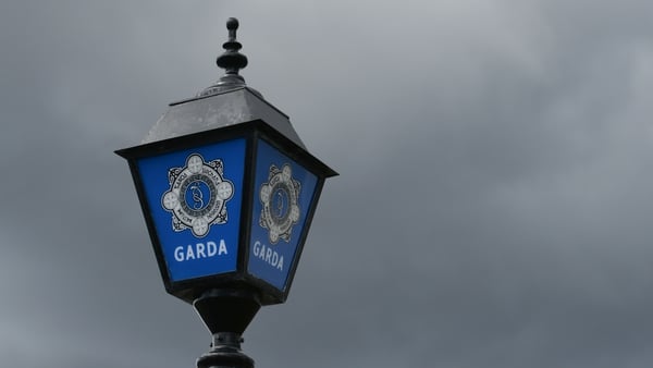 The meeting heard how several communities in north Galway had been frustrated by difficulties they had in contacting local garda stations