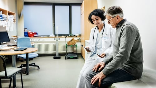 Two in five people believe doctors, nurses and pharmacists need to use less medical jargon and give information in plain language. Photo: Getty Images