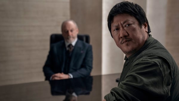 Liam Cunningham and Benedict Wong in 3 Body Problem