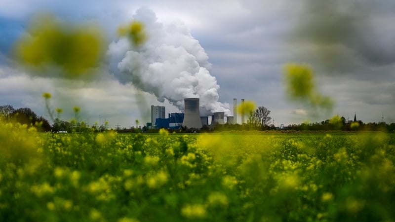 is germany building coal power plants        
        <figure class=