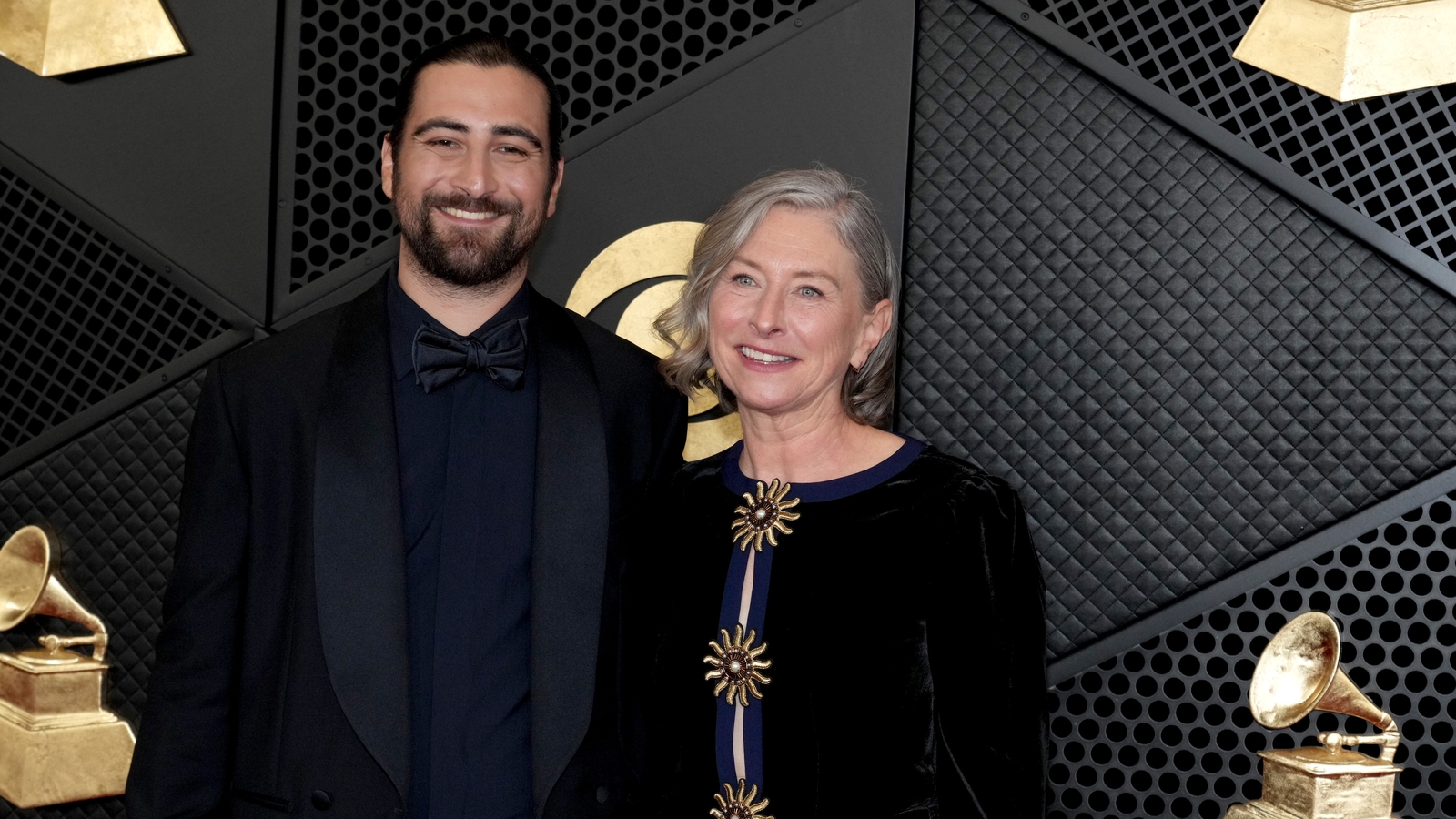 Noah Kahan On Why He Took His Mother To The Grammys 0351