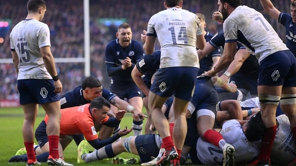 Nic Berry signals that the ball is held up after Sam Skinner crossed the line at Murrayfield