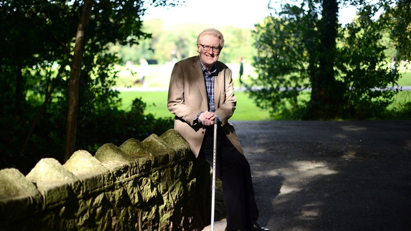 Tributes to former Irish Times journalist Michael O'Regan