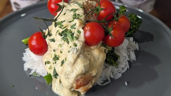 A refreshing and creamy chicken dish made using Irish Yogurts Clonakilty Half Fat Crème Fraîche.