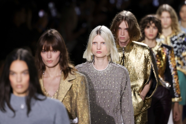 France Fashion Louis Vuitton 24/25