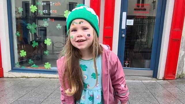 Tessa Grennan (4) is very excited for the Tullamore parade