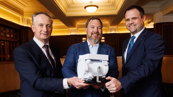 Leo Clancy, CEO of Enterprise Ireland, John Mackey, CEO of Mbryonics and Neale Richmond, Minister of State at the Department of Enterprise, Trade and Employment