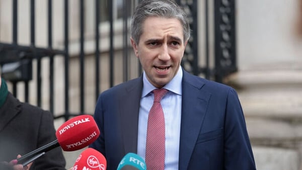 Fine Gael leader Simon Harris spoke to three Independent TDs today (file photo: RollingNews.ie)