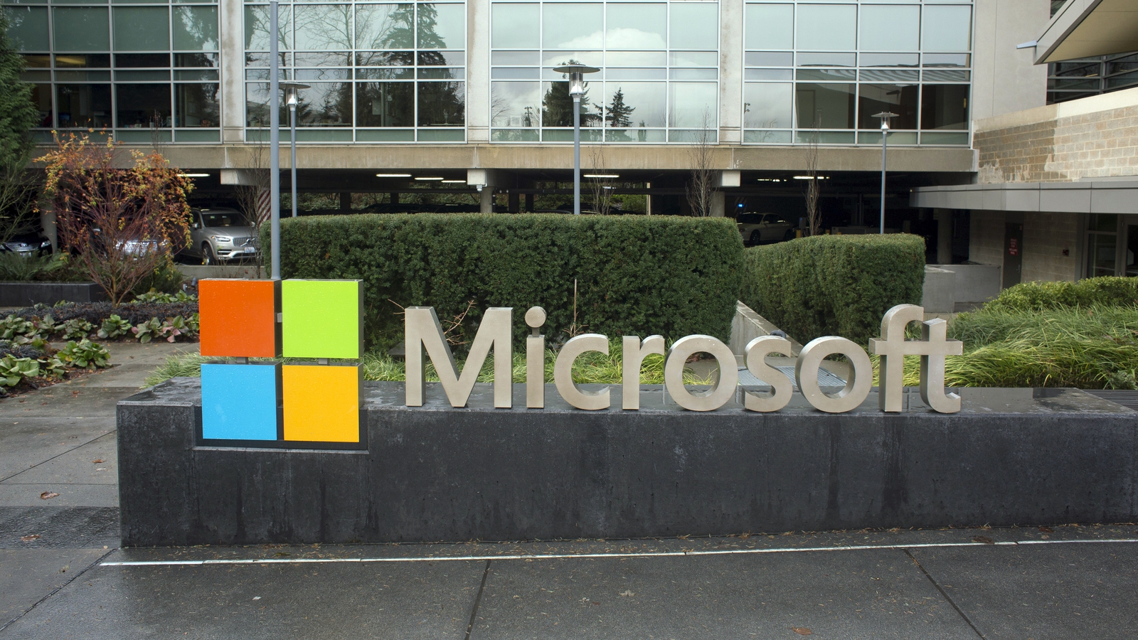 微软宣布在马来西亚投资 22 亿美元人工智能 – RTE
