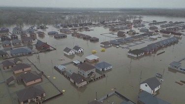 Video | Drone views of flooded areas near Russian city of Orenburg | RTÉ