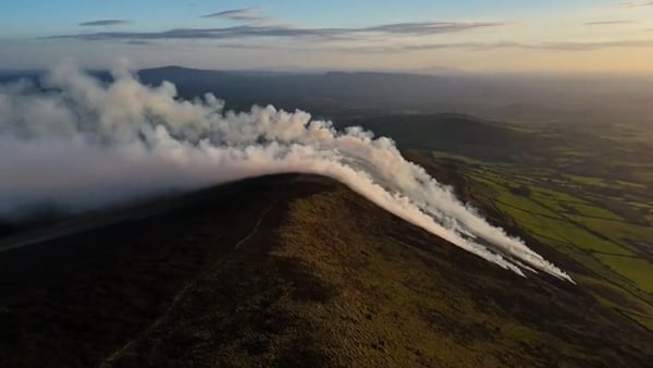 A number of units of Carlow Fire Service battled five significant gorse fires for nine hours on the Blackstairs Mountains (Credit: Alan O Reilly Carlow Weather)