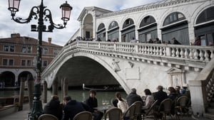 Venice begins charging day-trippers to enter city