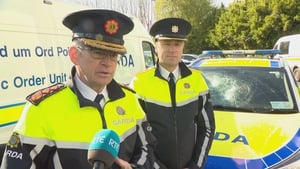 Taoiseach condemns attacks on gardaí during a pro…
