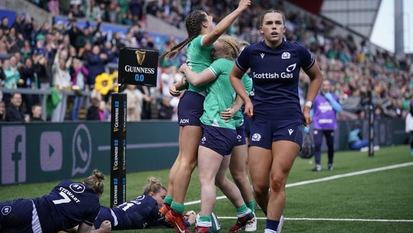 Ireland celebrate Katie Corrigan's try